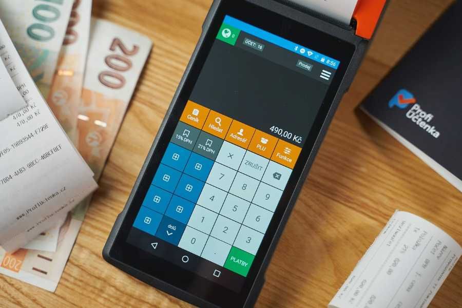 Kde si půjčit peníze v době nečekaných výdajů?