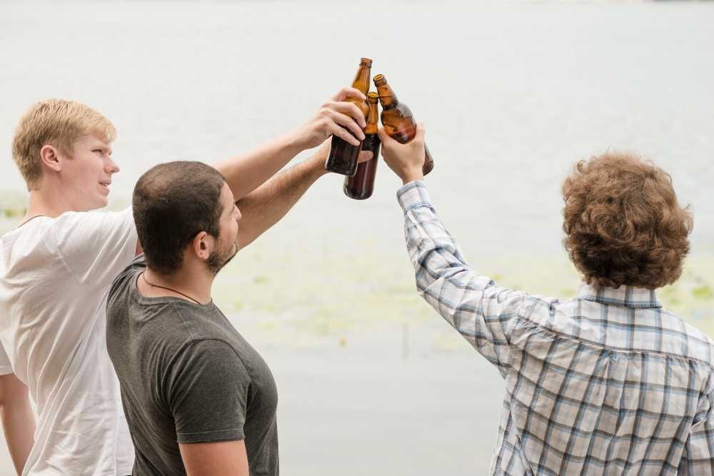 Pití alkoholu na veřejnosti v Praze klesá, nejvíce přestupků v centru