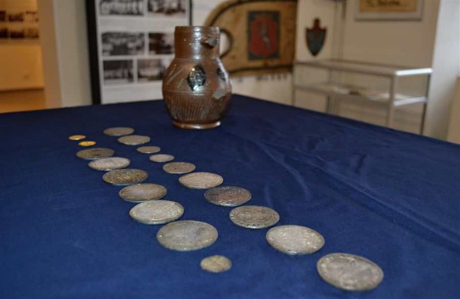 Drhovský poklad znovuobjeven díky archivním záznamům v Příbrami