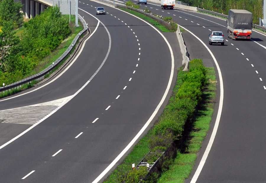 Propojení dálnic D7 a D8 se posouvá: dokončení je reálné nejdříve v roce 2031