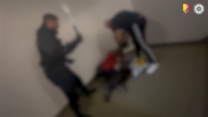 Brutální útoky ostrahy na bezdomovce