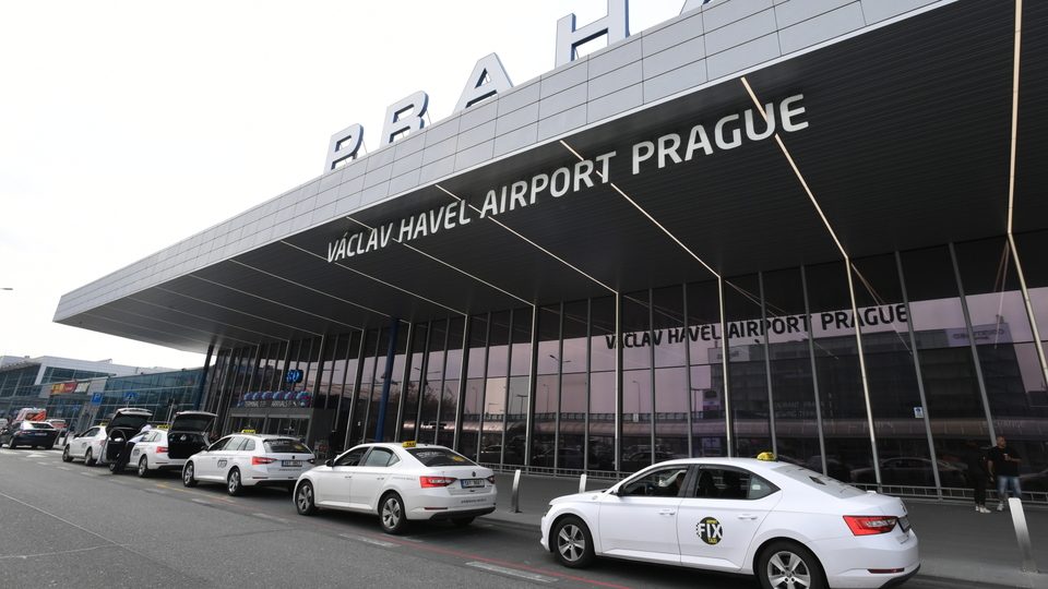 ÚOHS nepravomocně pokutoval letištní taxikářský kartel