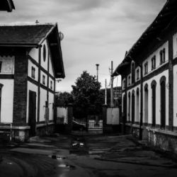 Bezpečné divadlo. Pomezí připravilo speciální audioprocházku Pražskou tržnicí