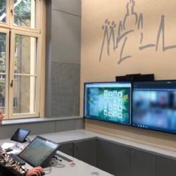 Hlavní město dokončilo novou jazykovou laboratoř. Bude sloužit k projektu výuky českých dětí ve světě