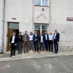 Hlavní město poskytne ukrajinským uprchlíkům bytový dům v Praze 12