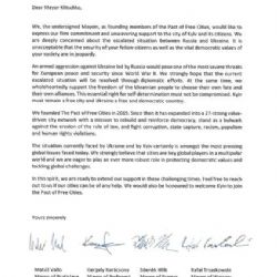 Kyjev se připojí k Paktu svobodných měst. Místní obyvatelé jsou ostražití, ale život ve městě plyne dál