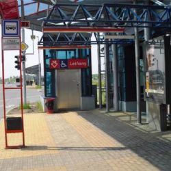 Na koncert The Weeknd v Letňanech nebude dostatek parkovacích míst. Doporučuje se cestovat metrem