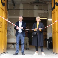 Na Žižkově se otevřel art re use: sklad uměleckého materiálu za odvoz