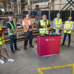 Největší fotovoltaická elektrárna v Praze spouští provoz, pokryje roční spotřebu Pražské strojírny