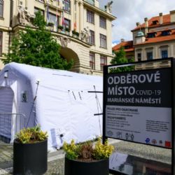 Odběrové místo na Mariánském náměstí navyšuje kapacitu prováděných PCR testů na dvojnásobek