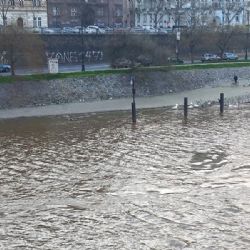 Povodňová aktivita v Praze trvá. Na základě dobrých vyhlídek se ale otevřou náplavky