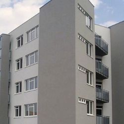 Praha podpoří v městských částech pozici referentů, kteří pomohou lidem se zabydlet v obecním bytě