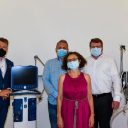 Praha pořídila plicní ventilátory. Poskytla je Nemocnici Na Františku