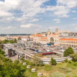 Praha schválila soutěžní záměr revitalizace Vrchlického sadů, haly hlavního nádraží a výstavby nové tramvajové trati