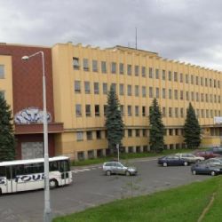 Praha se dohodla s Univerzitou Karlovou na výkupu pozemků ve Veleslavíně, kde se nachází komunikace a parkoviště