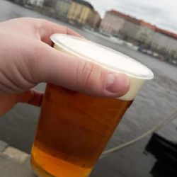 Praha v nové vyhlášce aktualizuje místa se zákazem konzumace alkoholu