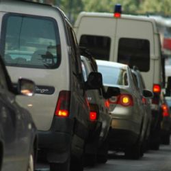 Praha získá zařízení pro určování vozidel s nadměrnými emisemi častíc. Sloužit budou přímo v ulicích města