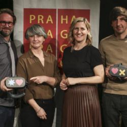 Praha zve diváky zpět do divadel pomocí virtuální reality