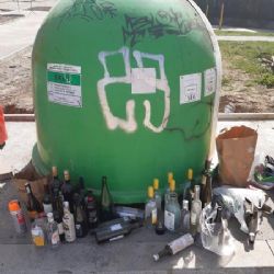 Praha zvyšuje kontrolu nad svozem odpadu a úklidem separačních stanovišť. Růst online nakupování tak nebude mít dopad na pořádek v ulicích města