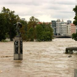 Prahu před 20 lety zasáhly ničivé povodně, dnes je základní síť protipovodňové ochrany dokončena a dále se zdokonaluje