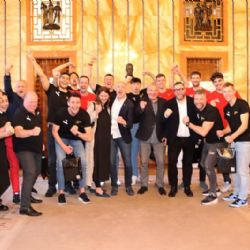 Pražský primátor přijal v rezidenci tým VK Lvi Praha, který poprvé v historii vyhrál volejbalovou extraligu