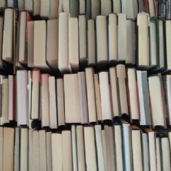 Pražský RE-USE projekt má novou aktivitu: Knihy z druhé ruky