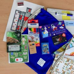 Pražští i ukrajinští prvňáčci dostanou od hlavního města v rámci prvního školního dne praktické balíčky