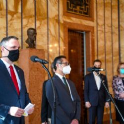 Roboti z Tchaj-wanu se zapojí do výuky na pražských školách