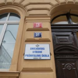 Smíchovská střední průmyslová škola testuje program pro výuku kybernetické bezpečnosti. Ušetřit by mohl zřizovatelům škol desítky milionů korun