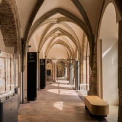 Staroměstská radnice má zrekonstruované přízemí a nový turistický provoz