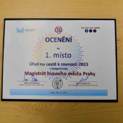 V soutěži Úřad na cestě k rovnosti zvítězil opět pražský magistrát