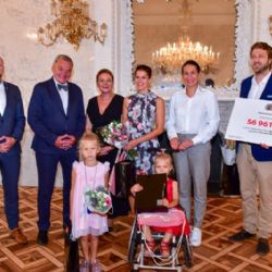 Zaměstnanci magistrátu vybrali na pomoc Verunce přes 50 tisíc korun v rámci akce Run and Help