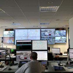 Představenstvo DPP postupuje v souladu s pokyny vedení hl. m. Prahy. Práce na vozovně Hloubětín jsou neodkladné a nutné i pro případ, že by se hala rekonstruovala