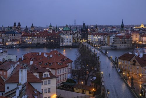 Foto: Jak přežít městský ruch? Nejlepší sluchátka pro klid nejen v pražských ulicích