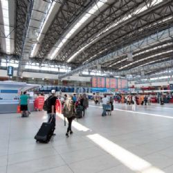 Pražské letiště roste: Dubnový skok o 11 % v počtu cestujících
