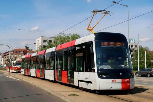 obrázek:Pražské tramvaje Škoda 15T s klimatizací: Zlepšení komfortu za 431,5 mil. Kč