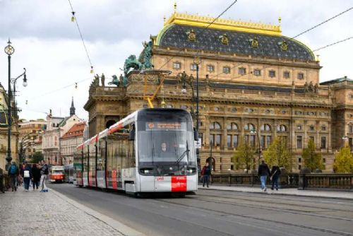 obrázek:Praha vítá nové tramvaje: Škoda ForCity Plus 52T zvedá laťku městské dopravy