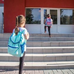 Pražské školní ulice: Ranní bezpečnost dětí na prvním místě