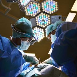 Strýc zachránil život pětitýdenní holčičce darováním jater