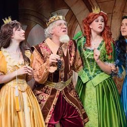 Zlatovláska v Karlíně, Renčův muzikál s loutkami a dětmi