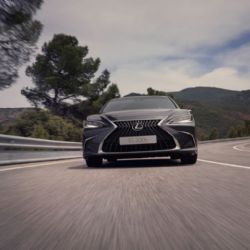 Lexus ES pro rok 2023 přichází