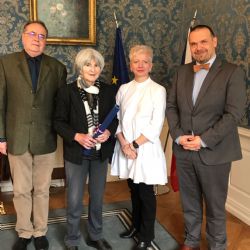 Ministr Baxa ocenil celoživotní práci profesorky Jitky Svobodové