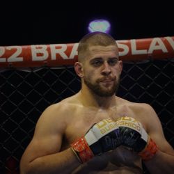 Na futbal bol príliš tučný, po bitke na dedinskej zábave v tom mal jasno: Valašské tornádo čaká životná príležitosť