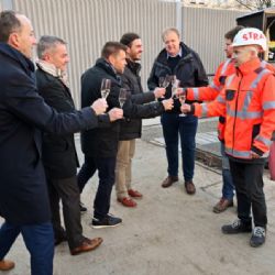 Na stavbě výtahů ve stanici metra Jiřího z Poděbrad začnou první ražby, bude na ně dohlížet svatá Barbora