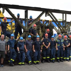 Němečtí specialisté se v Kojetíně cvičili ve výstavbě provizorních mostů