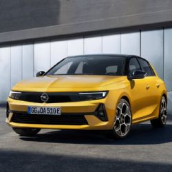 Opel rozjel sériovou výrobu nové Astry