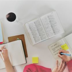 Praha 7 připravila intenzivní kurzy českého jazyka pro ukrajinské středoškoláky