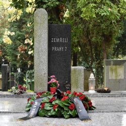 Praha 7 se rozloučila se zesnulými bez blízkých