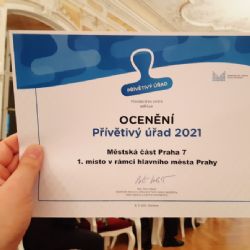 Praha 7 zvítězila v soutěži o nejpřívětivější úřad