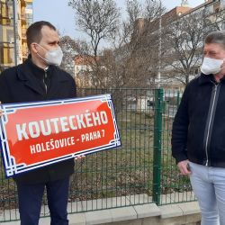 Profesor Koutecký se vepsal do Sedmičky